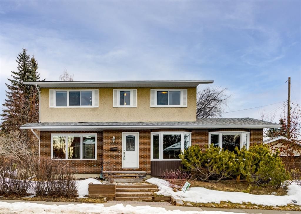 I have sold a property at 5904 Lockinvar ROAD SW in Calgary
